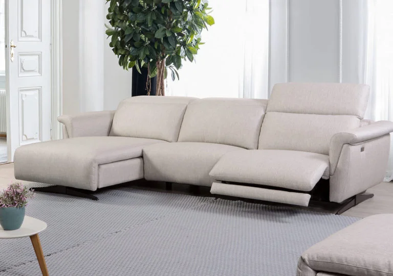 Pedro Ortiz Ingrid Sofa: Timeless Elegance